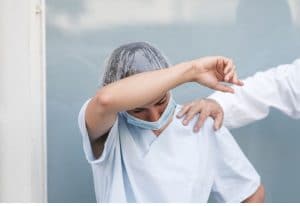 TRAVEL NURSING TIPS FOR NEWBIES IN 2023