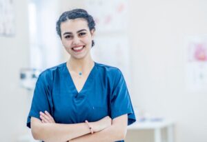 Pros and Cons of Working as a Night Shift Travel Nurse